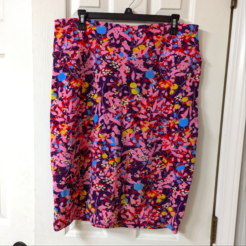 LuLaRoe Cassie pencil skirt